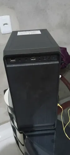 Vendo cpu pouco usado, problema na placa mãe.