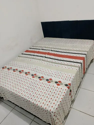 Cama de box de casal 