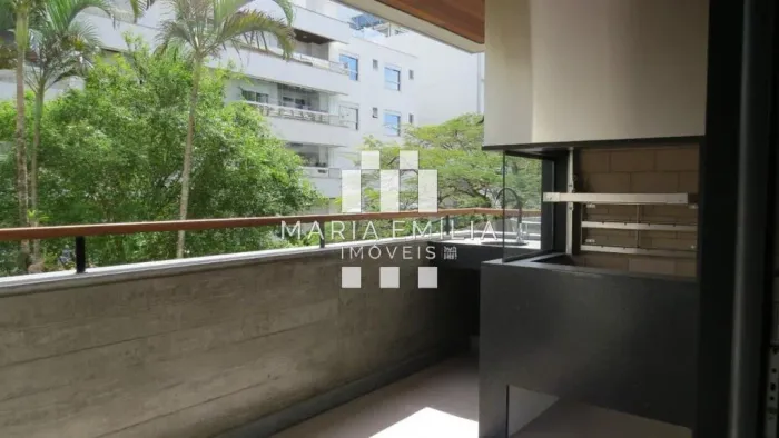 Apartamento à venda em Florianópolis, Jurerê, com 4 suítes, com 210 m²