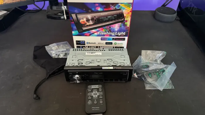 Pioneer X3000 - Caixa e acessórios