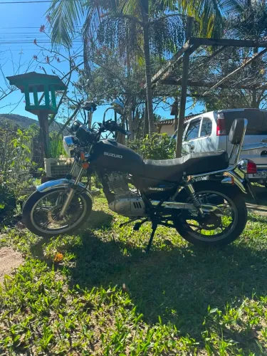 SUZUKI INTRUDER 125 CC