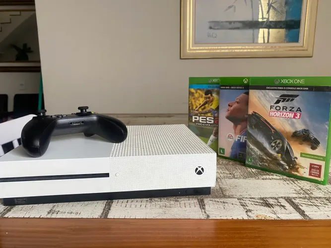 Xbox One S 1TB + Controle + 3 Jogos Físicos | Aceito Troca