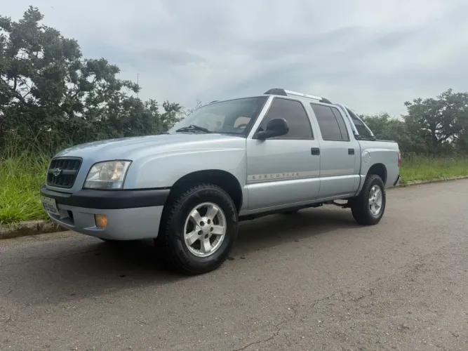 Chevrolet S10 Pick-up 2.4 MPFI 8V 128cv CD 4P 2004