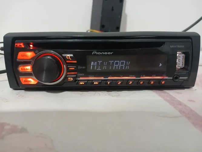 Rádio Pioneer MIXTRAX 