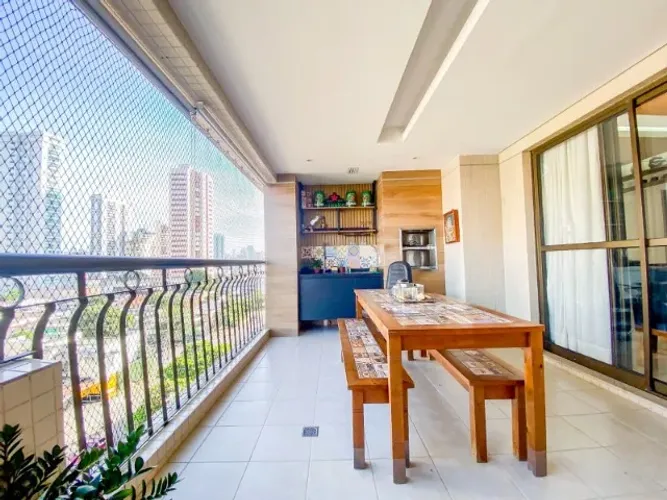 Lindo Apartamento Sacada Gourmet - 4 suítes - 3 vagas de garagem