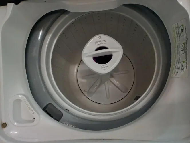 Máquina de lavar com defeito Consul