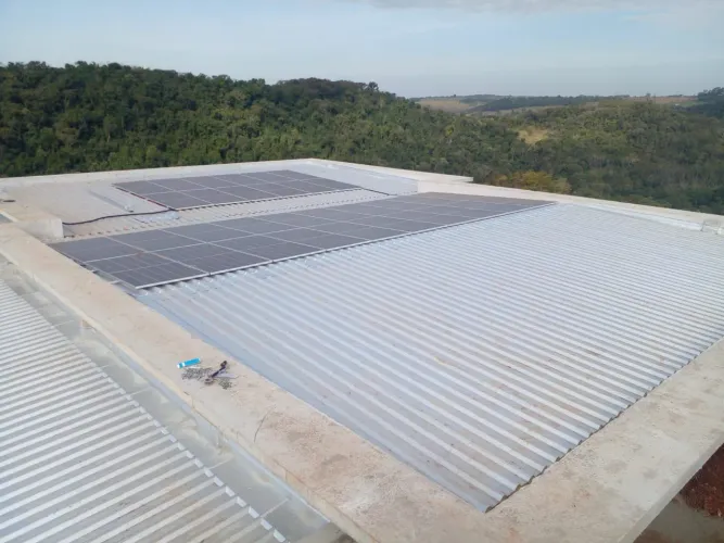 Coberturas residências empresárias HBS estruturas metálicas