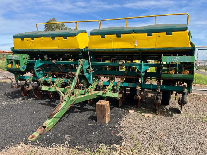 Plantadeira PST4 11/45 2008