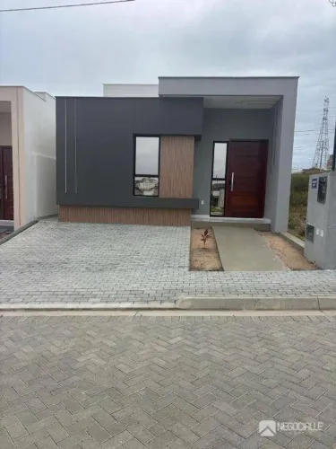 Casa com 3 dormitórios à venda, 75 m² por R$ 390.000 - Serrotão Jardins da Serra - Campina