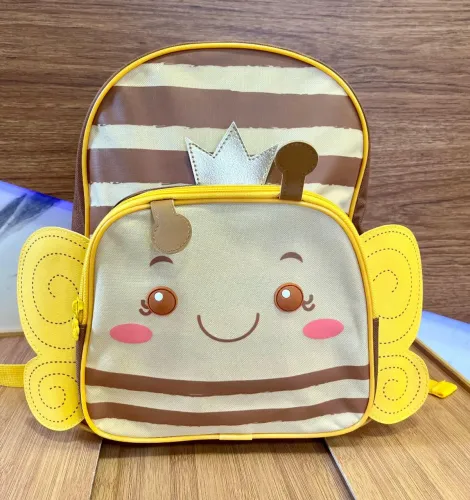 Mochila infantil abelinha