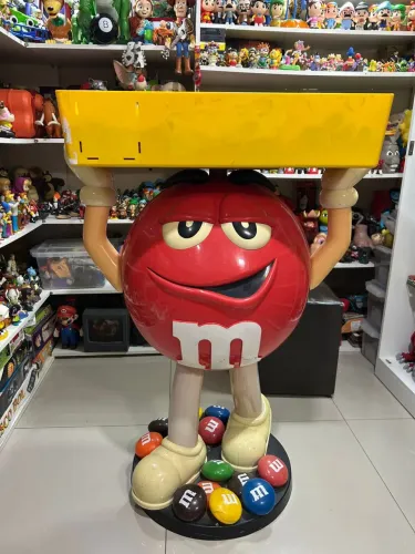 Expositor M&M