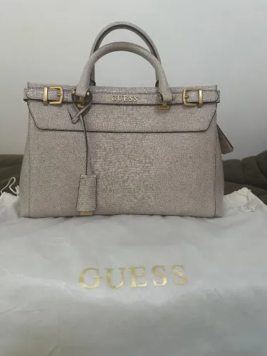 Vendo Bolsa da Guess nova