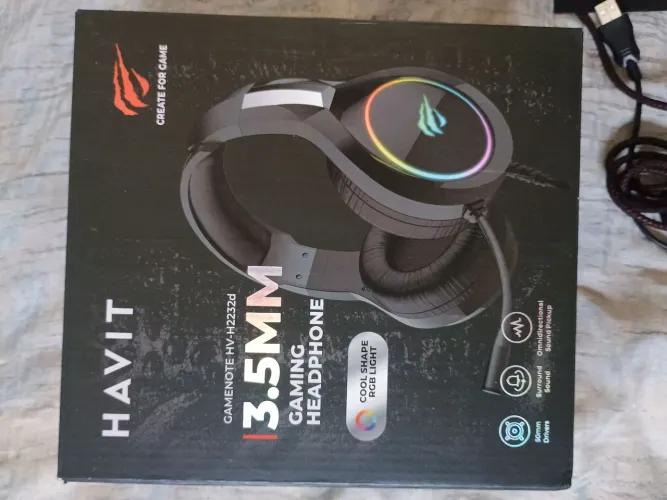 Headset Havit + suporte para o fone