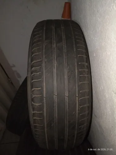 4 Pneus Michelin Aro 17 Usados - Bom Estado