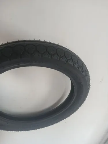 Pneu traseiro Biz Pop r14