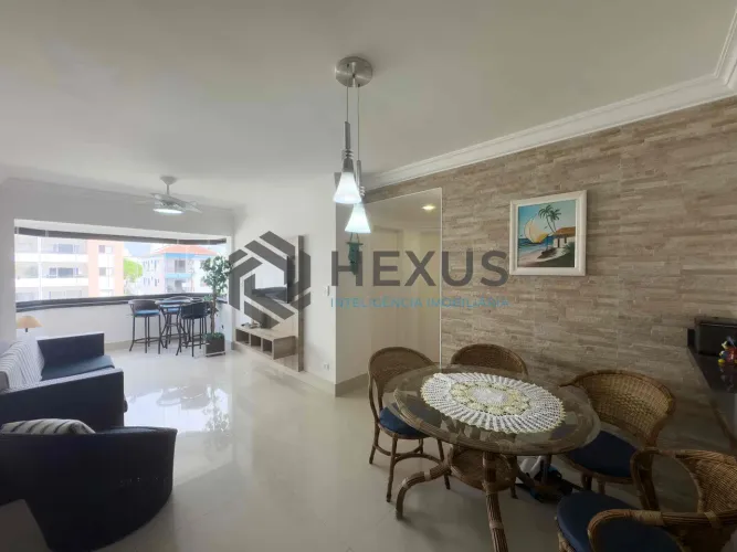 Apartamento beira mar com varanda e lazer na Praia do Tombo, Guaruja
