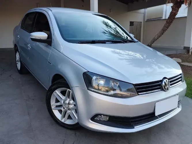 Volkswagen Voyage Evidence 1.6 Total Flex 8V 4P 2015