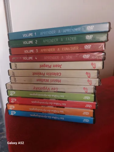 Coleção de Dvs educacionais