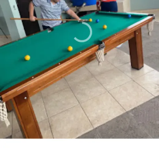 Mesa de Sinuca + acessórios 