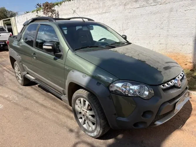 Fiat Strada Adventure1.8/ 1.8 Locker Flex CD 2014