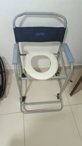 cadeira de rodas para banho