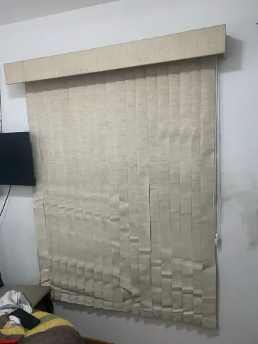 Vendo persiana vertical bege