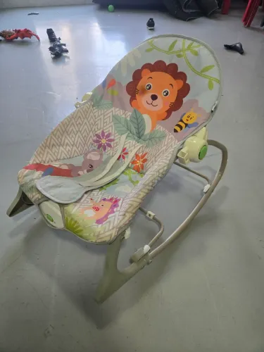 Cadeirinha de balanço bebê