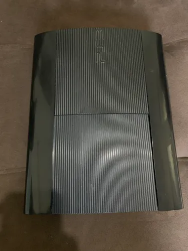 PlayStation 3 super slim destravado
