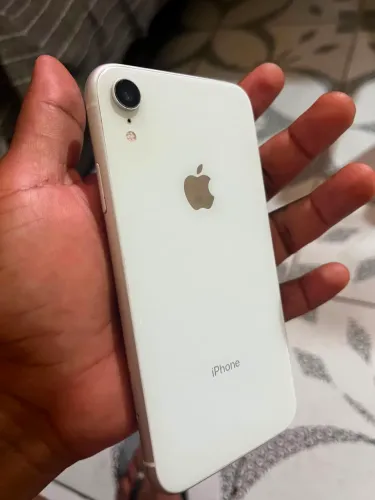 IPHONE XR 64GB