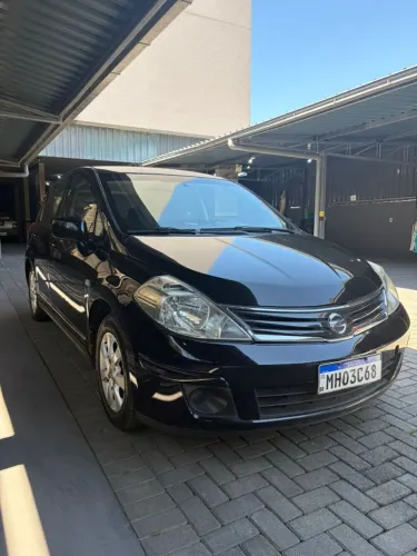 Nissan Tiida S 1.8/1.8 Flex 16V Mec. 2011