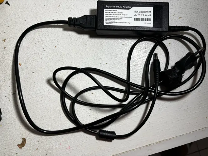 Carregador Fonte para Notebook Samsung 19V 3.16A RF411