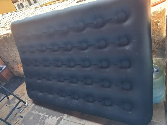 COLCHÃO INFLÁVEL CASAL COM BOMBA MANUAL