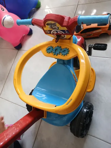 Motinho de bebê Kenny muito novo