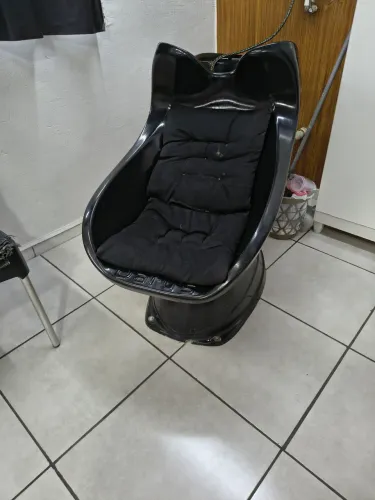 Lavatório preto 