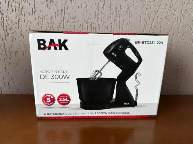 Batedeira elétrica ( NOVA )