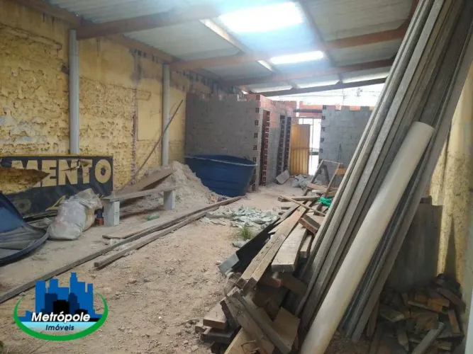 Galpão à venda, 100 m² por R$ 400.000,00 - Vila Galvão - Guarulhos/SP