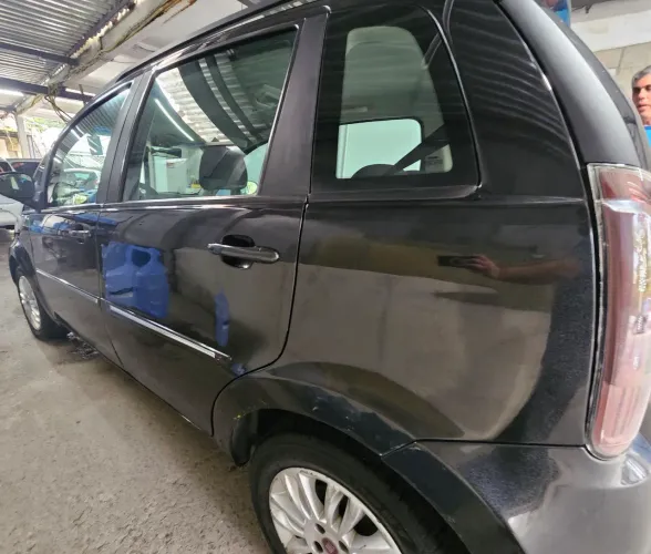 Fiat Idea Essence 1.6 Flex 16V 5P 2011