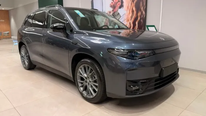 Leapmotor C10 REEV (Híbrido) 2026