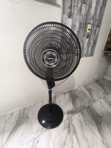 Ventilador Mallory Chronos, 3 velocidades, com controle remoto