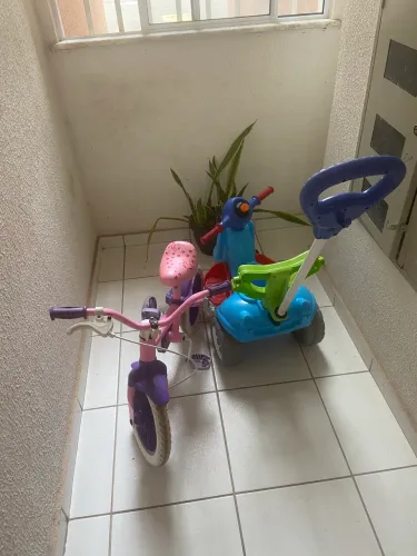 Bicicleta + triciclo infantil