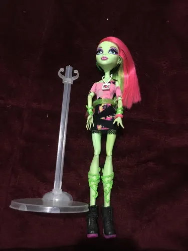 Monster High Venus Music Festival (Leia a descrição)