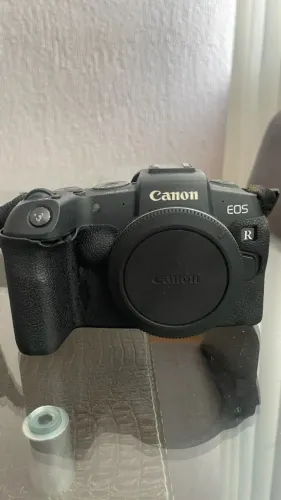 Camera Canon RP - com Adaptador