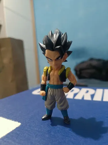 Action Figure Gogeta (Forma Base) Miniatura - Dragon Ball Colecionável