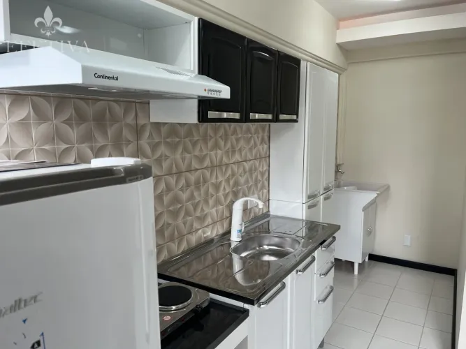 APARTAMENTO MOBILIADO NO CENTRO DE BLUMENAU, 1 QUARTO + 1 BANHEIRO