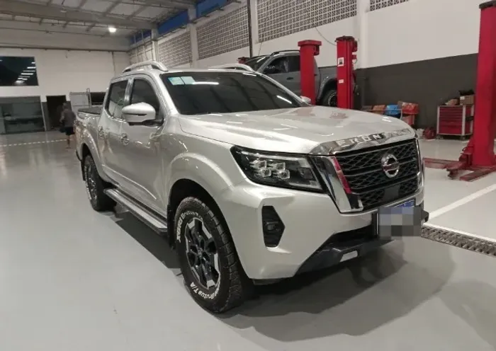 Nissan Frontier Plati. CD 2.3 Bi-TB Dies.aut. 2023