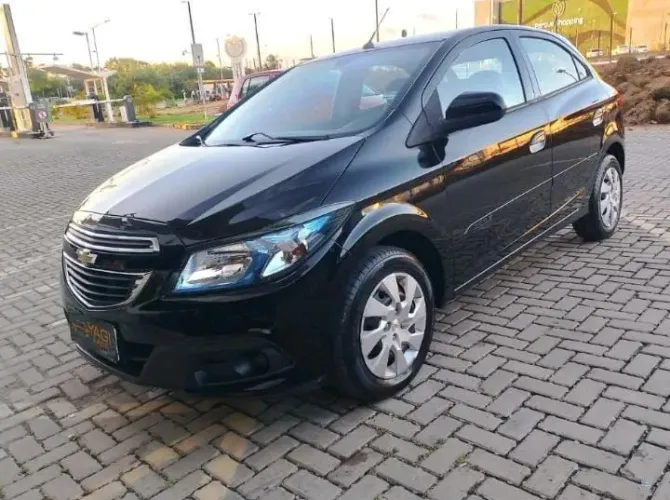 Chevrolet Onix Hatch LT 1.4 8V Flex Power Mec. 4P 2015
