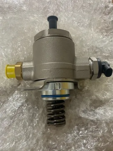 Bomba Combustivel Audi A3 A4 A6 Jetta Golf ( 06J 127 025