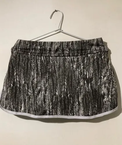Shorts saia feminino G Yees Collection 