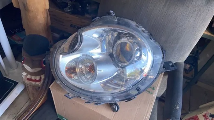Farol mini Cooper S 2012 xenon lado esquerdo