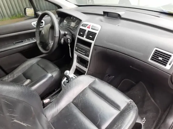 Sucata Peugeot 307 2.0 aut 2007 para retirada de pecas